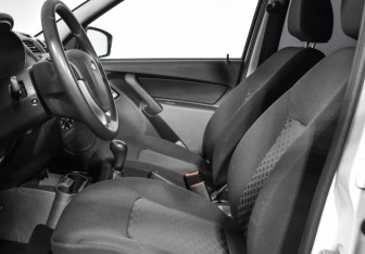 Подержанный автомобиль LADA (ВАЗ) Granta Liftback 2023 года (12 фото)