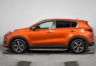 Подержанный автомобиль Kia Sportage 2019 года (8 фото)