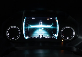 Подержанный автомобиль Chery Tiggo 8 Pro 2021 года (12 фото)