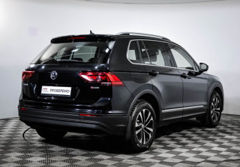 Подержанный автомобиль Volkswagen Tiguan 2019 года (5 фото)