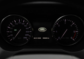 Подержанный автомобиль Land Rover Range Rover Evoque 2014 года (15 фото)