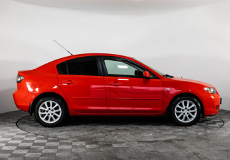 Подержанный автомобиль Mazda 3 Sedan 2008 года (4 фото)