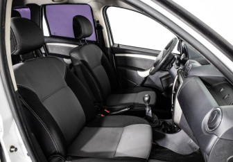 Подержанный автомобиль Renault Duster 2014 года (11 фото)