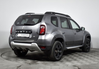 Подержанный автомобиль Renault Duster 2019 года (5 фото)