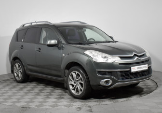 Подержанный автомобиль Citroen C-Crosser 2010 года (3 фото)