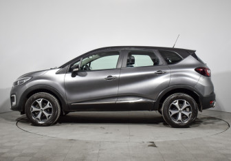 Подержанный автомобиль Renault Kaptur 2018 года (8 фото)