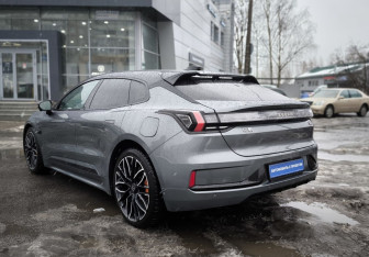 Подержанный автомобиль Zeekr 001 2023 года (6 фото)