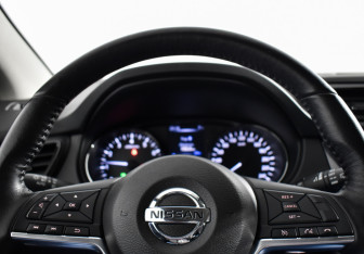 Подержанный автомобиль Nissan Qashqai 2019 года (15 фото)