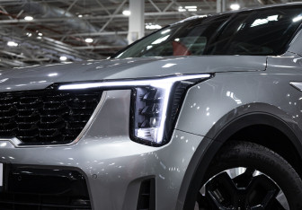 Подержанный автомобиль Kia Sorento 2024 года (2 фото)