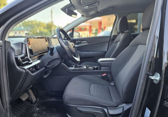 Подержанный автомобиль Kia Sportage 2023 года (9 фото)