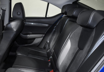 Подержанный автомобиль Skoda Octavia Liftback 2021 года (12 фото)