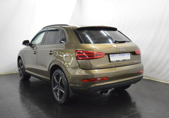 Подержанный автомобиль Audi Q3 2011 года (7 фото)