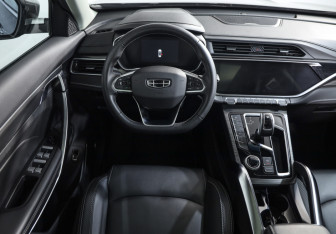 Подержанный автомобиль Geely Atlas Pro 2023 года (10 фото)