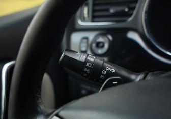 Подержанный автомобиль Kia Ceed Hatchback 2015 года (14 фото)