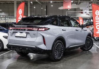 Подержанный автомобиль Exeed RX 2024 года (11 фото)