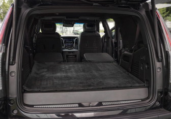 Подержанный автомобиль Cadillac Escalade Suv 2016 года (36 фото)