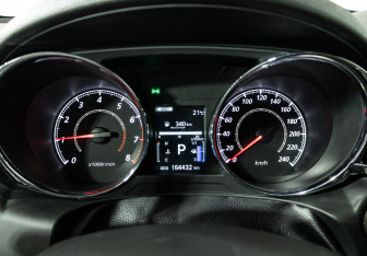 Подержанный автомобиль Mitsubishi ASX 2014 года (12 фото)