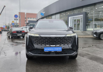 Подержанный автомобиль Geely Atlas 2024 года (2 фото)