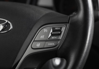 Подержанный автомобиль Hyundai Santa Fe 2013 года (12 фото)