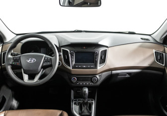 Подержанный автомобиль Hyundai Creta 2019 года (13 фото)