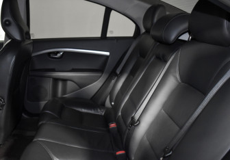 Подержанный автомобиль Volvo S80 2014 года (13 фото)