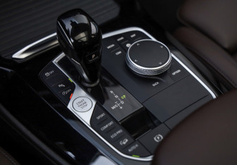 Подержанный автомобиль BMW X3 2021 года (25 фото)