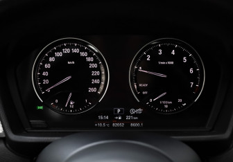 Подержанный автомобиль BMW X2 2019 года (11 фото)