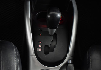 Подержанный автомобиль Mitsubishi Outlander 2011 года (17 фото)