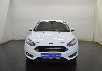 Подержанный автомобиль Ford Focus Sedan 2017 года (2 фото)
