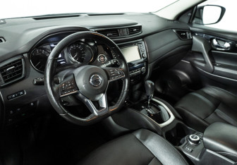 Подержанный автомобиль Nissan Qashqai 2019 года (11 фото)