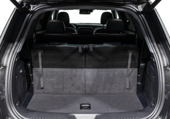 Подержанный автомобиль Changan CS95 2024 года (23 фото)