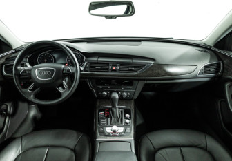 Подержанный автомобиль Audi A6 Sedan 2018 года (13 фото)