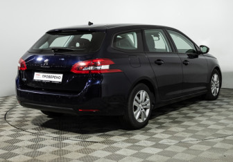 Подержанный автомобиль Peugeot 308 Wagon 2018 года (5 фото)