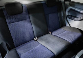 Подержанный автомобиль Ford Focus Sedan 2008 года (19 фото)