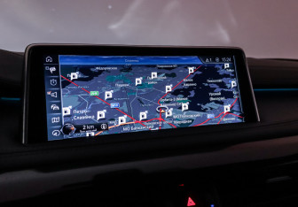 Подержанный автомобиль BMW X6 2016 года (40 фото)