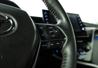 Подержанный автомобиль Toyota Camry Sedan 2023 года (19 фото)