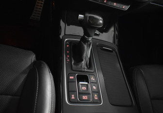 Подержанный автомобиль Kia Sorento 2016 года (18 фото)