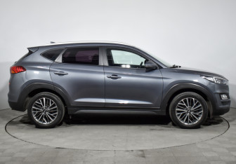 Подержанный автомобиль Hyundai Tucson 2018 года (4 фото)