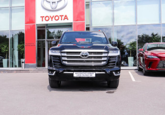 Новый Toyota Land Cruiser Suv 2026 (2 фото)