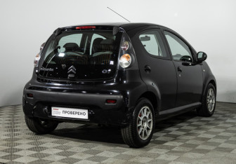 Подержанный автомобиль Citroen C1 2010 года (5 фото)