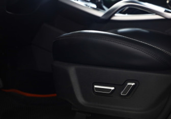 Подержанный автомобиль Geely Atlas 2018 года (26 фото)