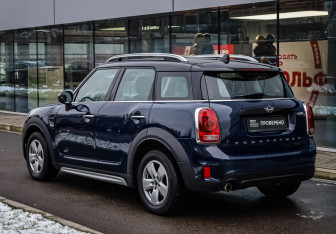 Подержанный автомобиль MINI Countryman 2018 года (7 фото)