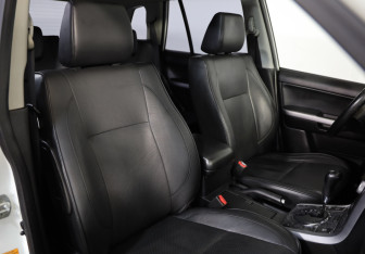 Подержанный автомобиль Suzuki Grand Vitara 2011 года (19 фото)
