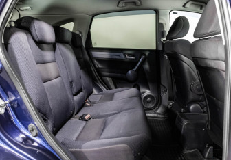 Подержанный автомобиль Honda CR-V 2008 года (16 фото)