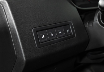 Подержанный автомобиль Renault Arkana 2019 года (20 фото)