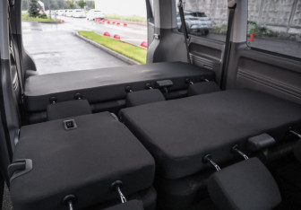 Подержанный автомобиль Volkswagen Caravelle 2020 года (26 фото)