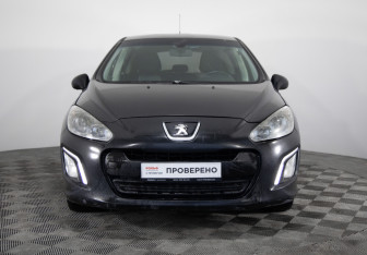 Подержанный автомобиль Peugeot 308 Hatchback 2012 года (2 фото)