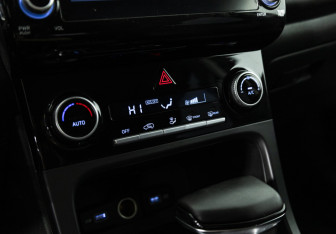Подержанный автомобиль Hyundai Creta 2021 года (16 фото)