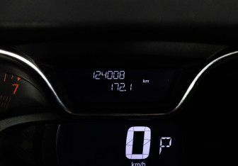 Подержанный автомобиль Renault Kaptur 2019 года (18 фото)