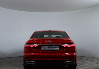 Подержанный автомобиль Audi A6 Sedan 2019 года (6 фото)